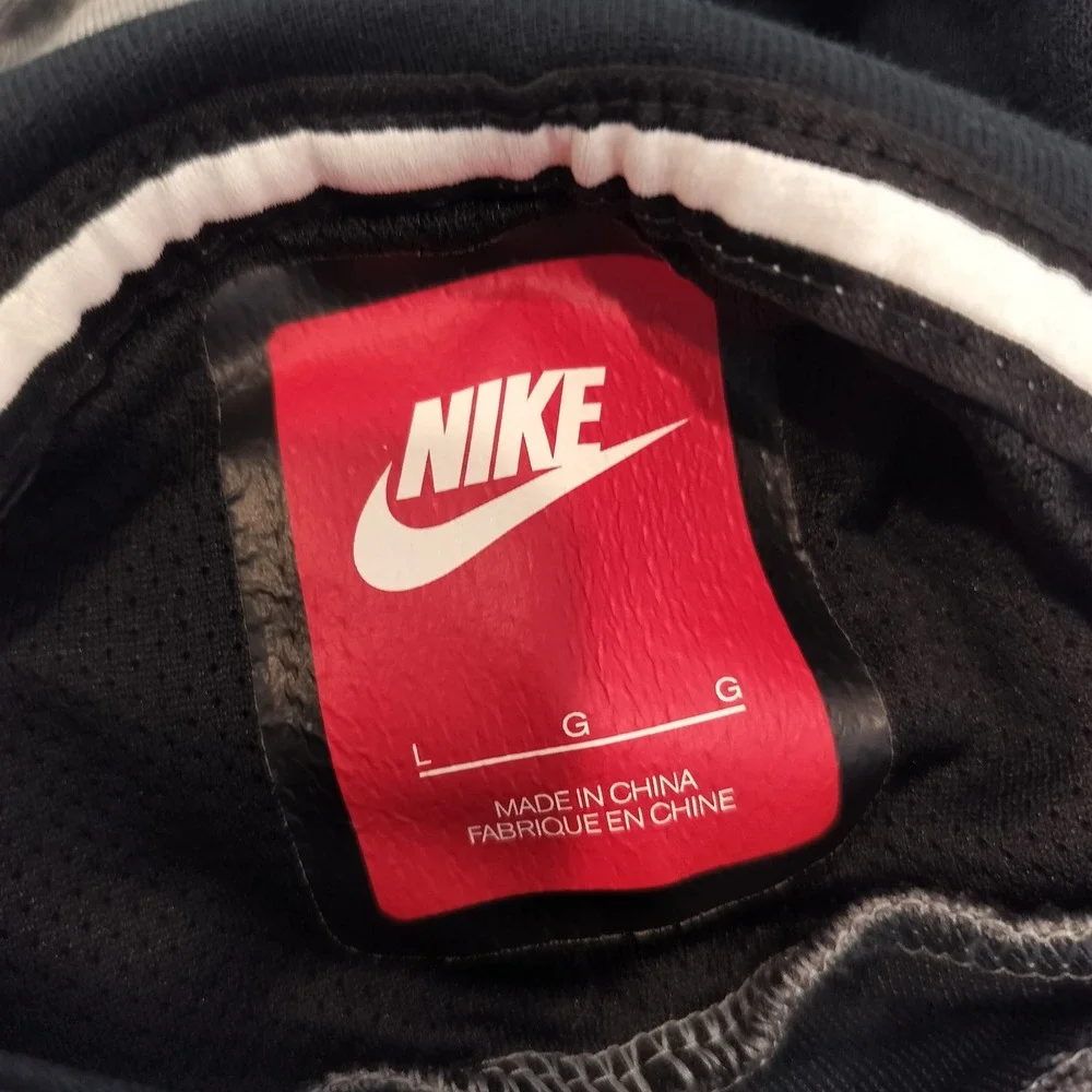 Nike gently pre